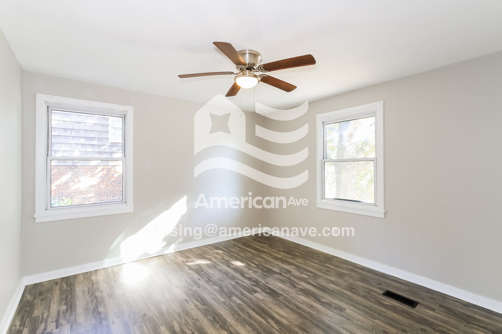 Building Photo - 663 Seymour Dr