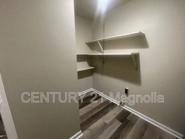 Building Photo - 504 Merrymonth Drive