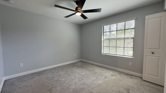 Building Photo - 4230 Napoli Lake Dr