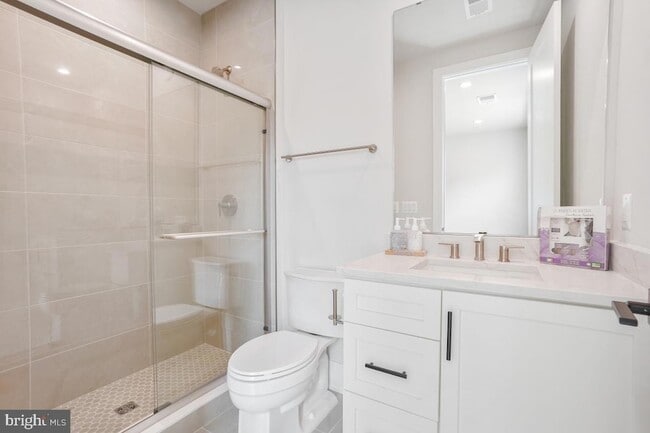 Building Photo - 12321 Potomac Hunt Rd