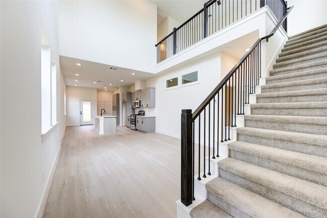 Building Photo - 4336 Avron Dr