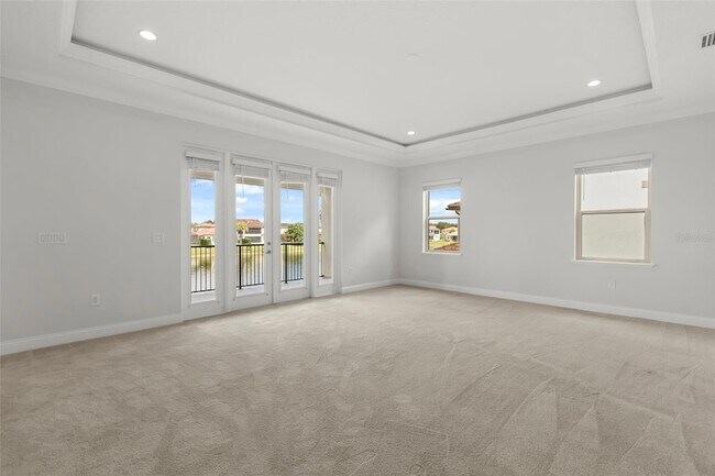 Building Photo - 10511 Royal Cypress Way