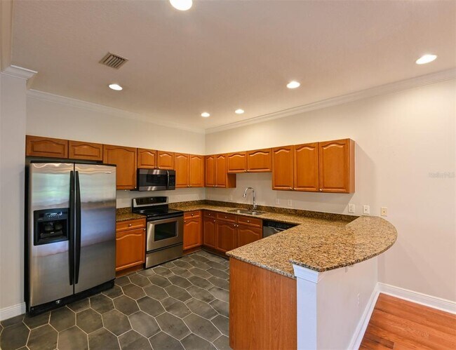 Building Photo - 277 Valencia Cir