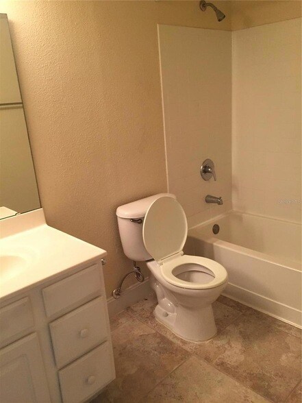 Building Photo - 3748 Idlebrook Cir