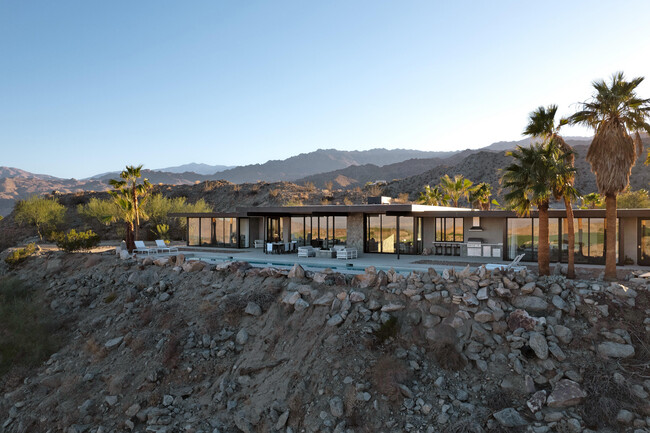 Building Photo - 71270 Oasis Trail