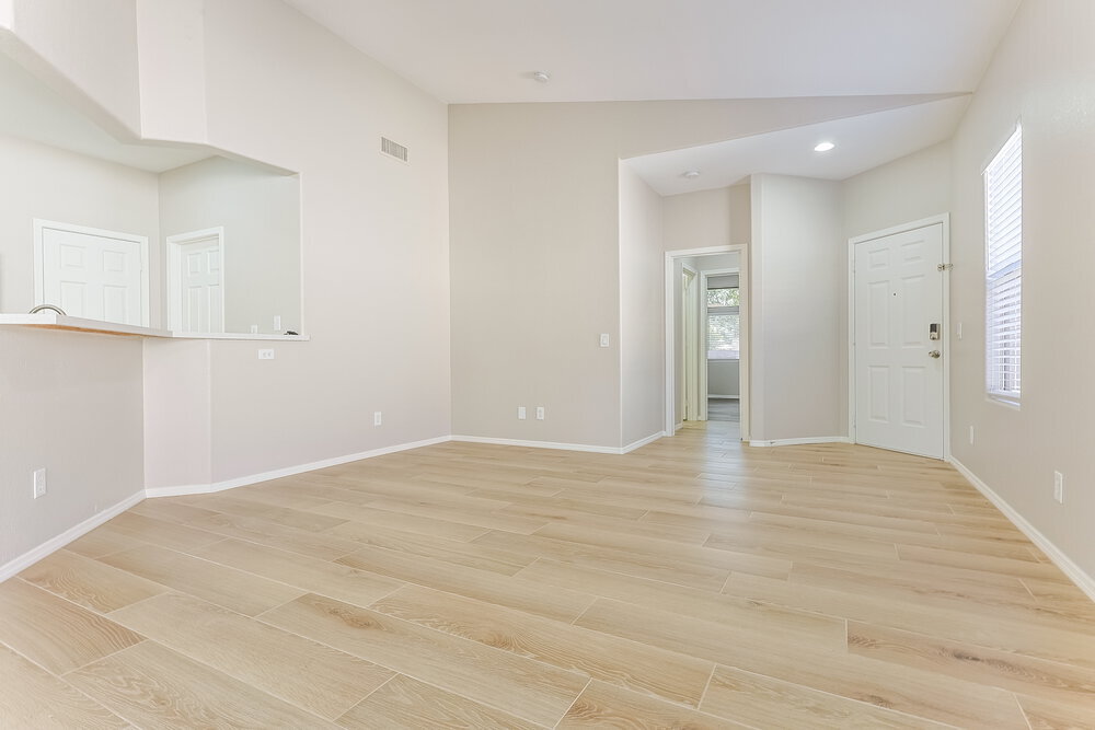 Building Photo - 2741 N Kenton