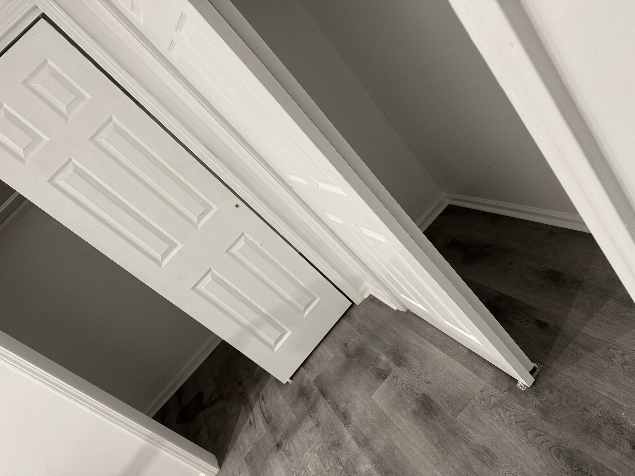 Building Photo - 48 1/2 3rd St