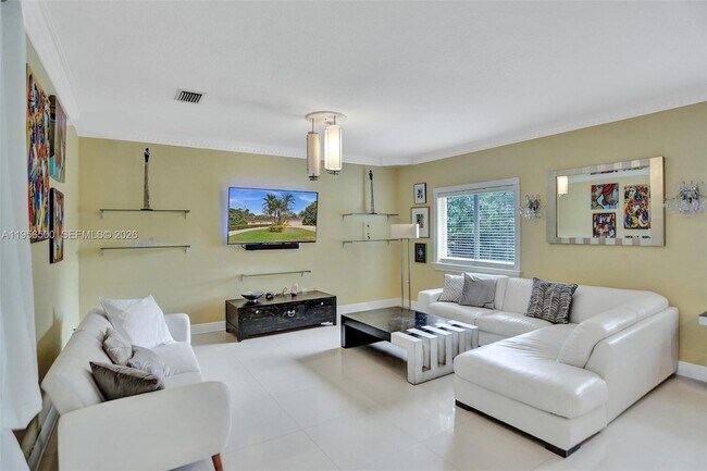 Building Photo - 4750 SW 128th Ave