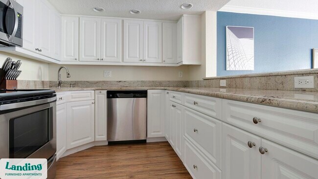 Building Photo - 6415 21st Ave W