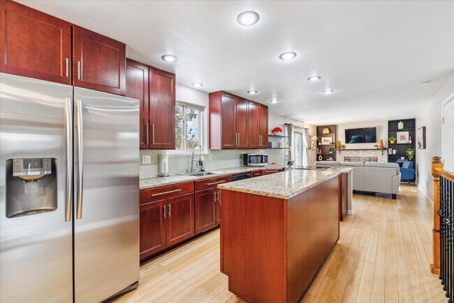 Building Photo - 3306 S Kittredge St