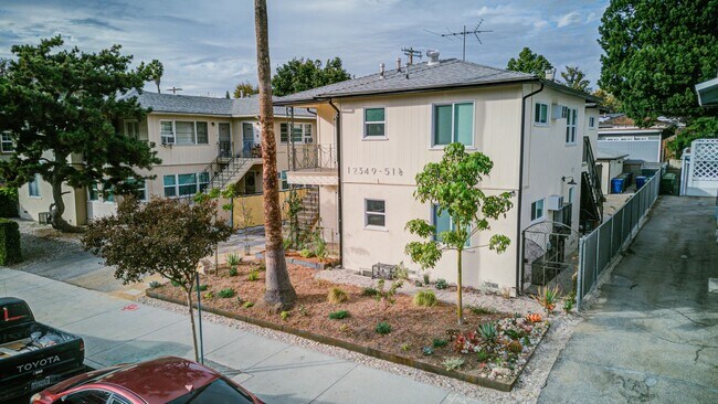 Building Photo - Riverside Residences