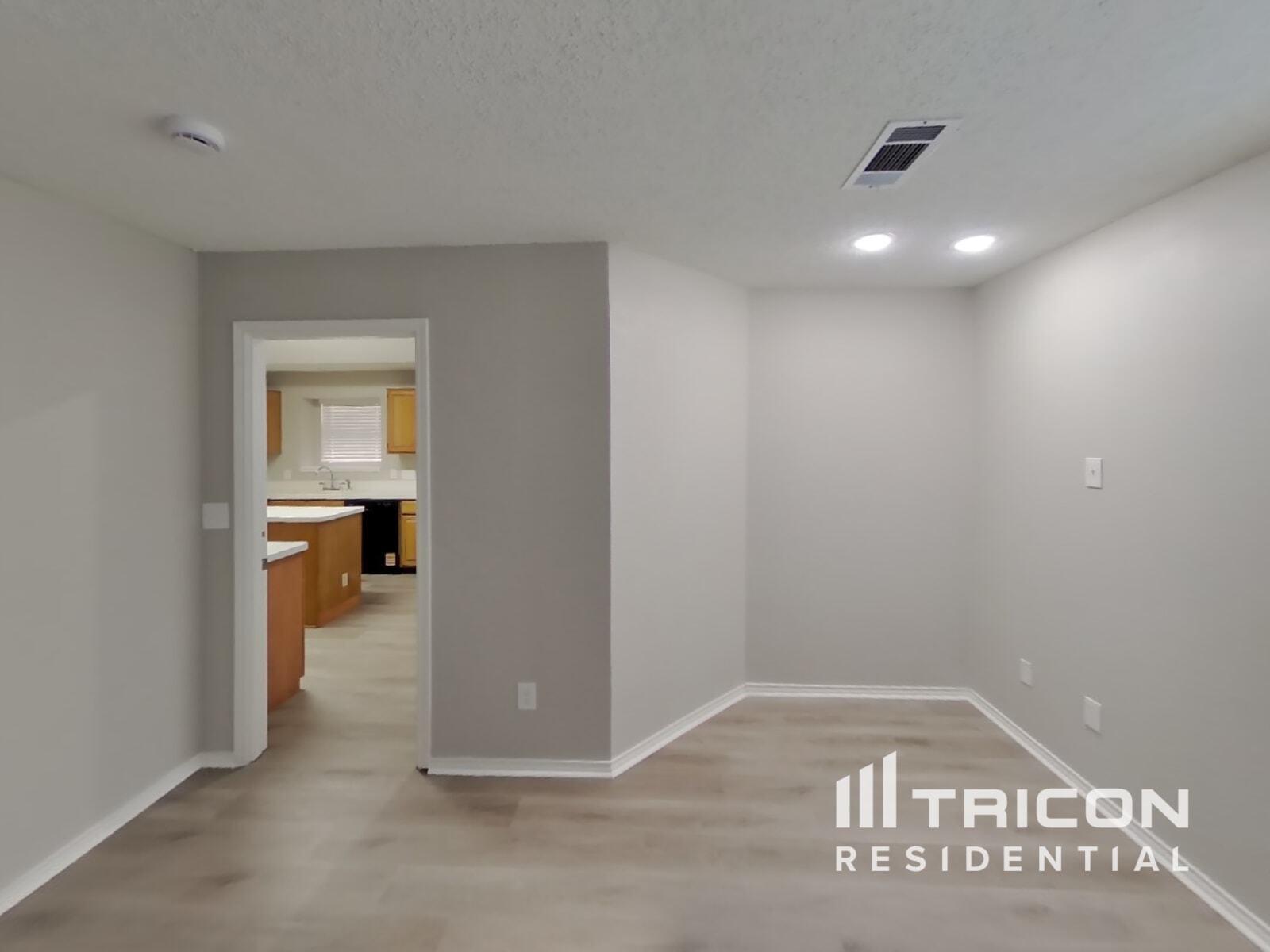 Building Photo - 1624 Bent Brook Dr