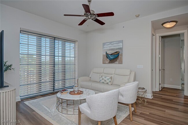 Building Photo - 8010 Via Sardinia St