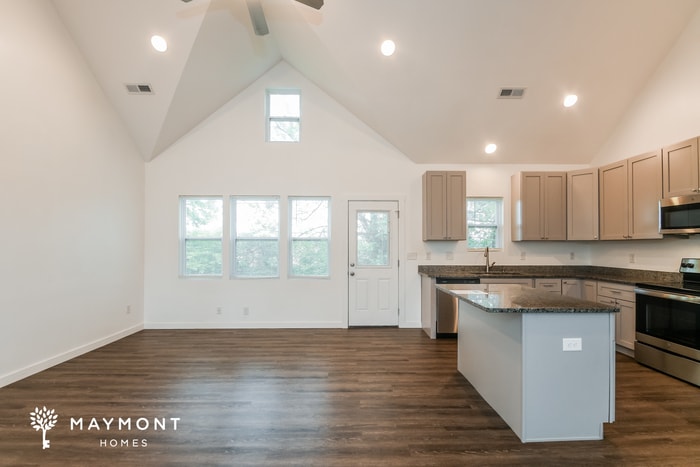 Building Photo - 402 Foxridge Ct