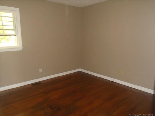 Building Photo - 611 Drypoint Ln