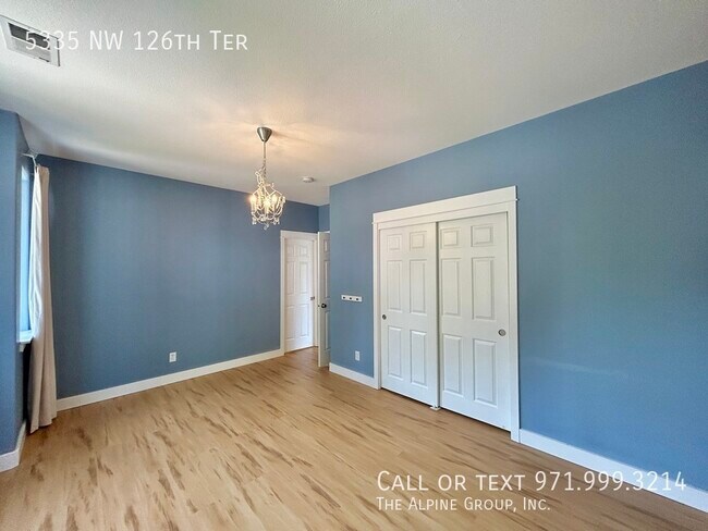 Building Photo - 5335 NW 126th Terrace