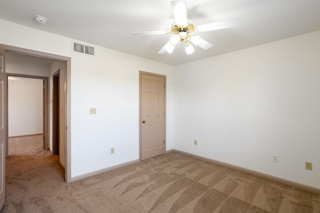 Building Photo - 3256-3258 Wind River Cir.