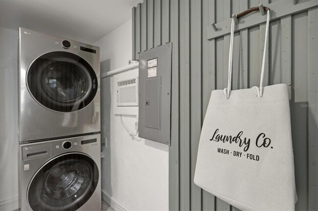 Building Photo - 3663 Egerton Cir