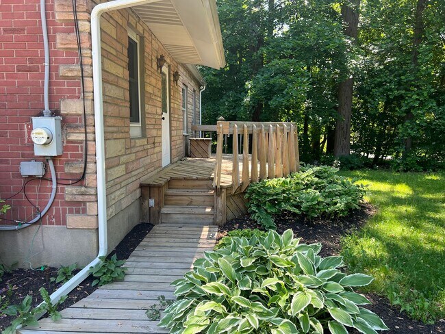 Building Photo - Quakertown Cape in Private Setting
