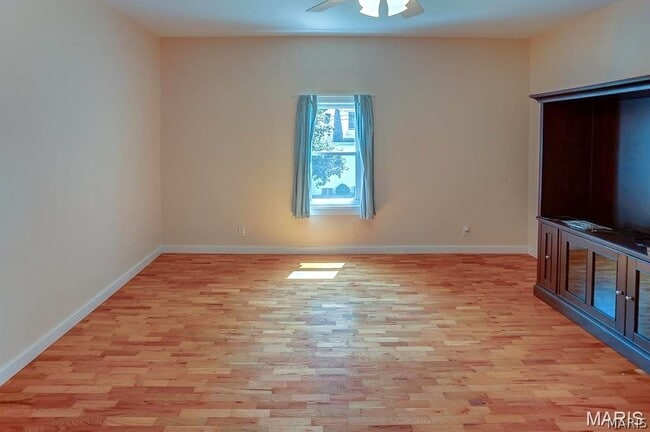 Building Photo - 126 S Meridian Rd