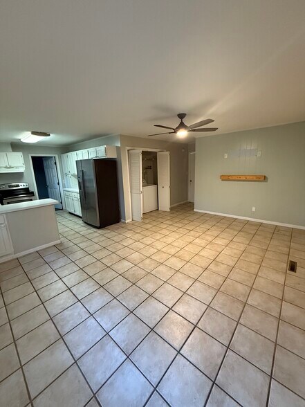 Building Photo - 2506 Fritz Ln