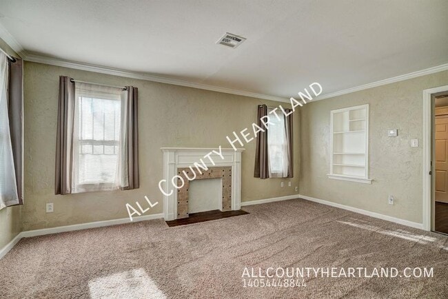 Building Photo - 2128 Hardin Dr