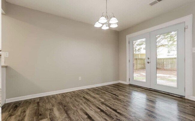 Building Photo - 10231 Woodland Trail