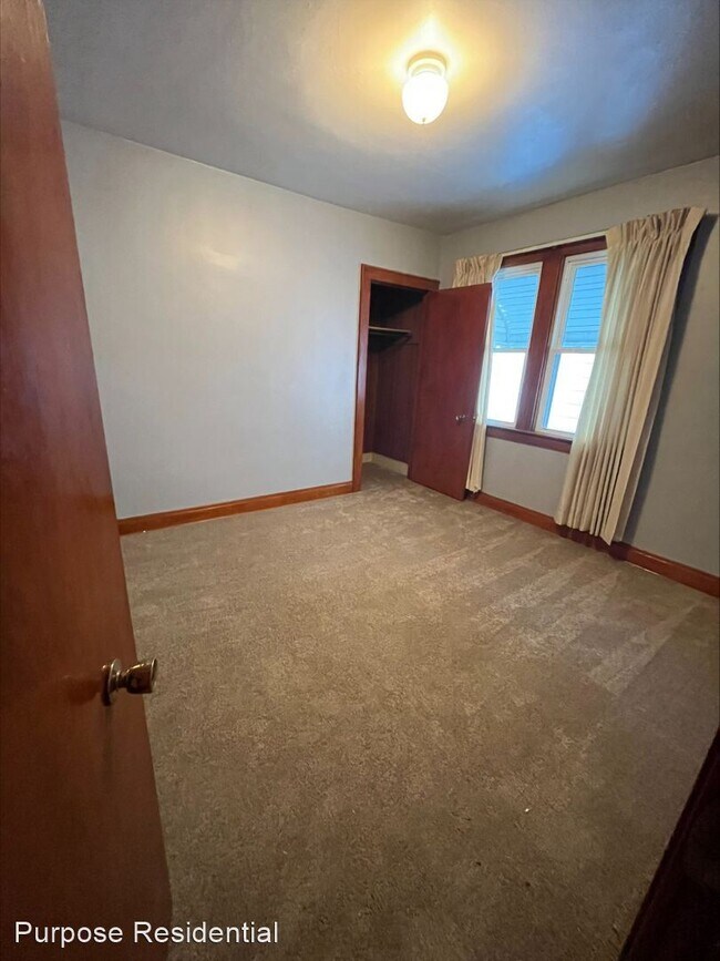 Building Photo - 2 br, 1 bath House - 720 S. Warren