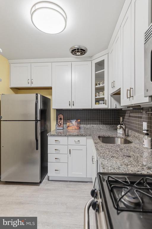 Building Photo - 4371 Cherry Hill Rd