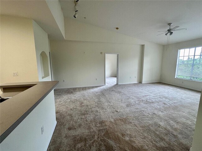 Building Photo - 5506 Metrowest Blvd