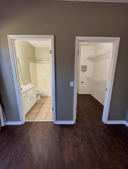 Building Photo - 4700 SW Archer Rd