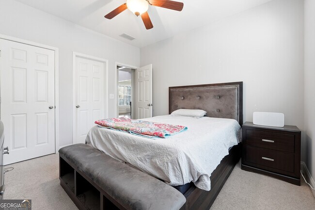 Building Photo - 100 Northbrooke Trace