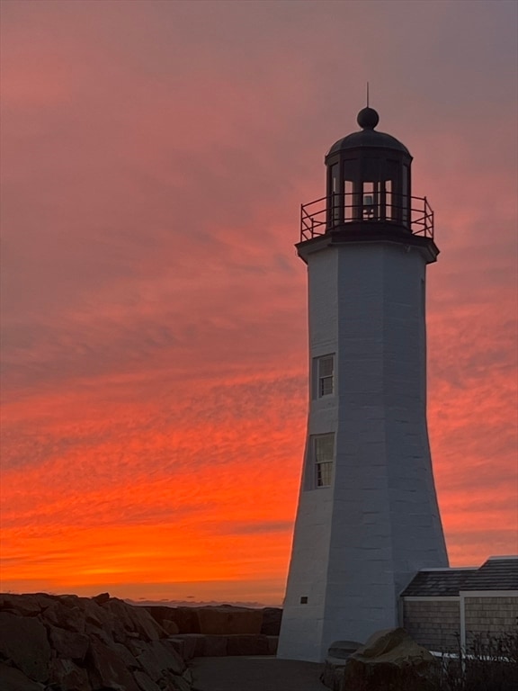 Building Photo - 64 Lighthouse Rd