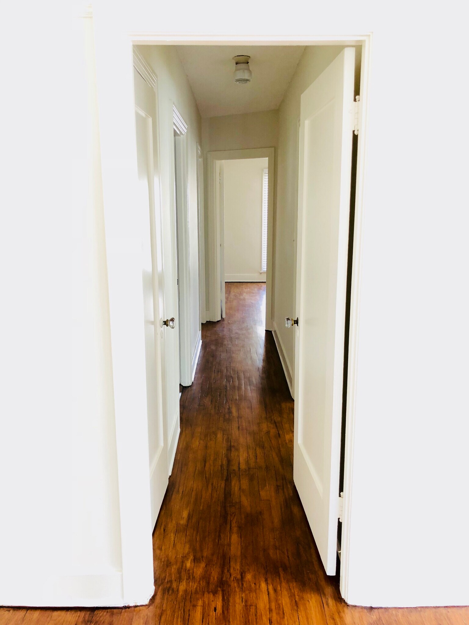 Hall - 1134 N Gardner St