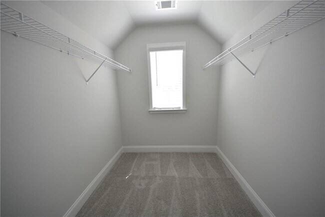 Building Photo - 7243 Millbrae Walk