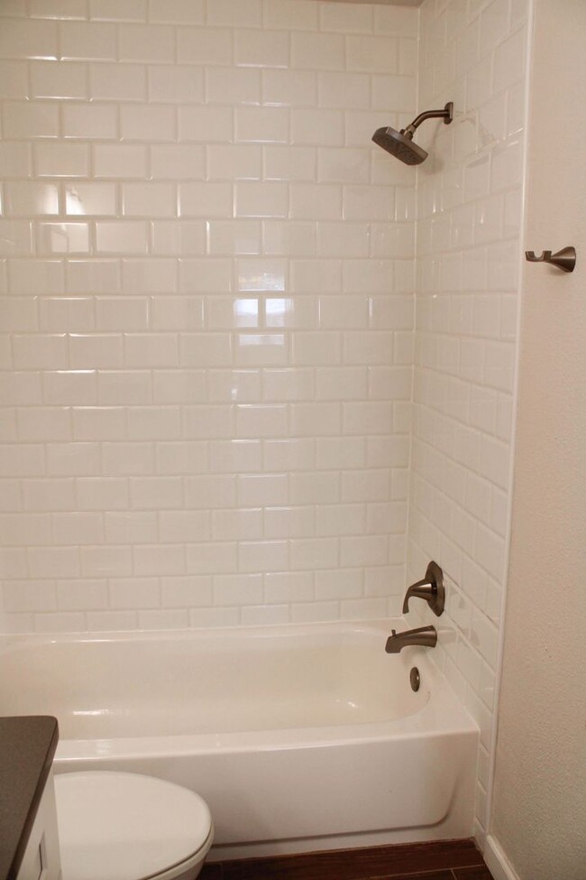 Building Photo - RENOVATED 3-BEDROOM IN REDLAND RANCH, NORT...