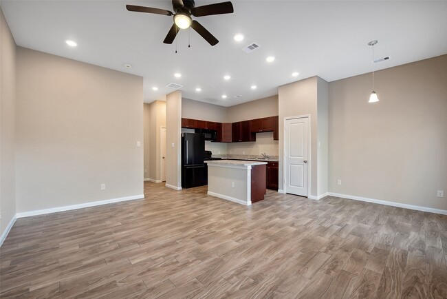 Building Photo - 7937 Richland Dr