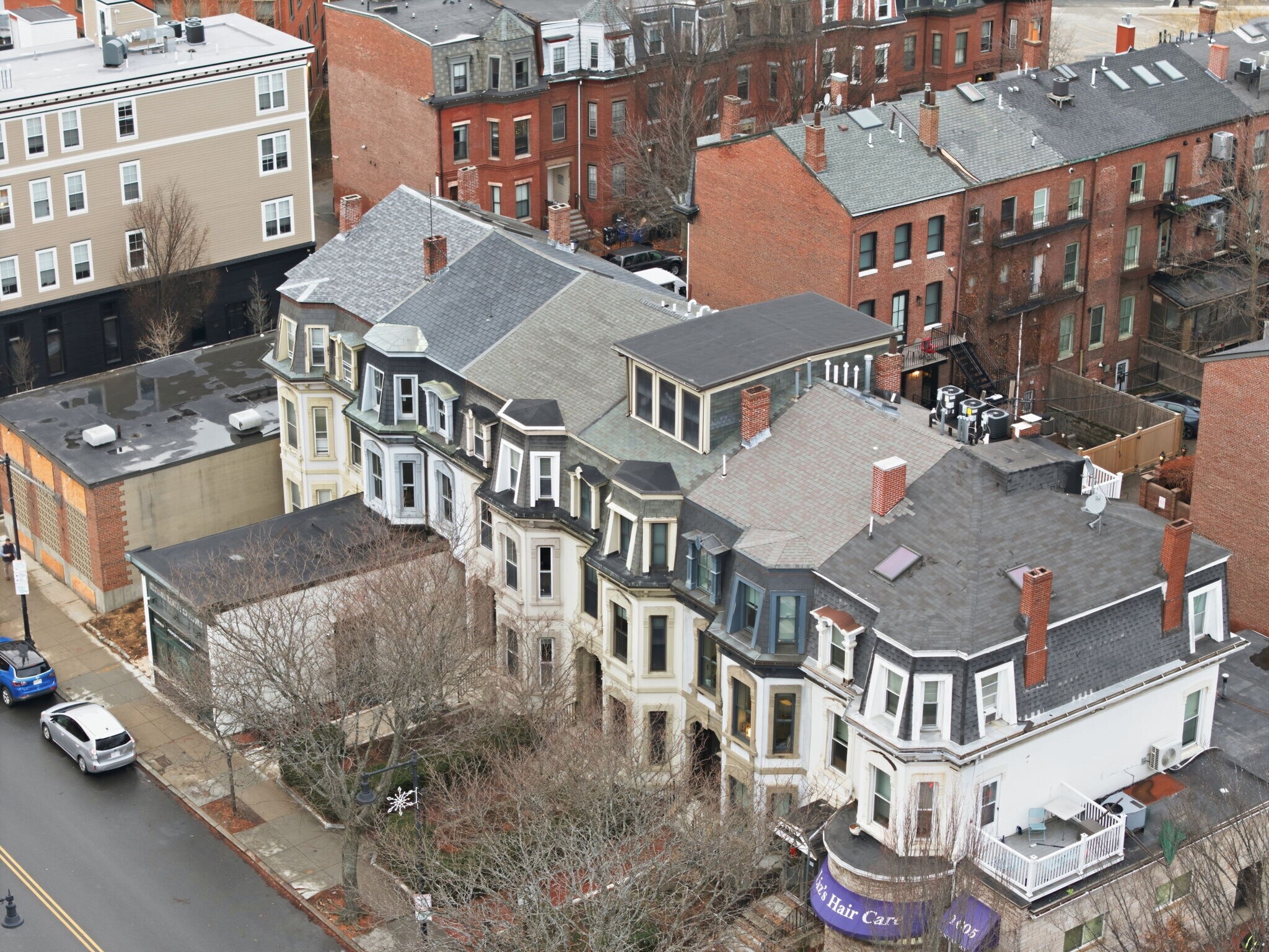 Building Photo - 1609 Tremont St