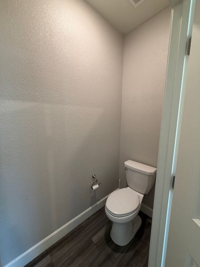 Building Photo - 3 bed/ 2 bath Reno home available in the Wild Stallion Estates