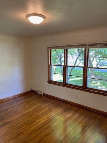 Building Photo - 725 Wyman St