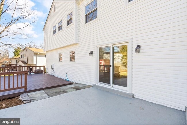 Building Photo - 9356 Birchwood Ct