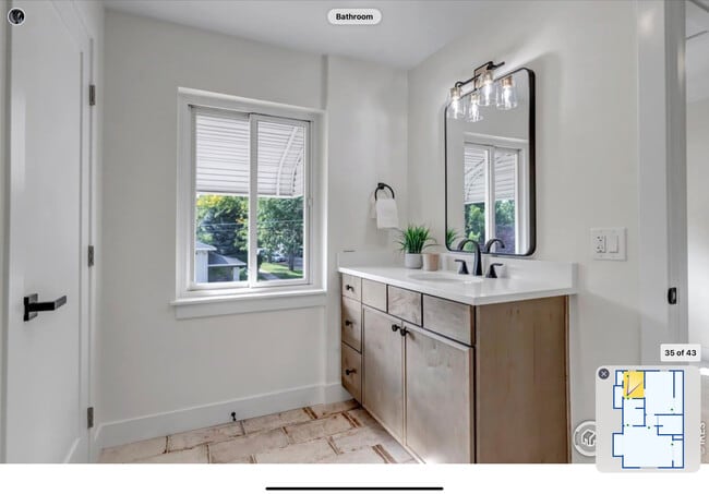 Building Photo - 2357 Grove St