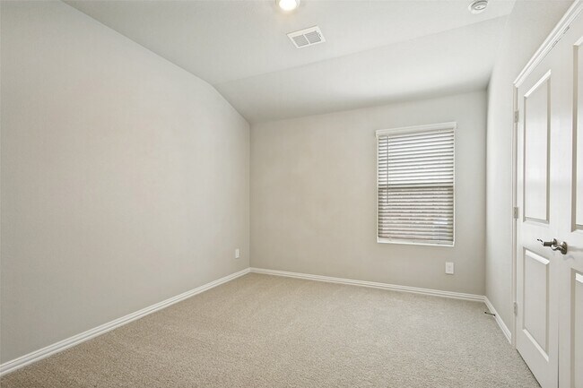 Building Photo - 3409 Copperwood Dr
