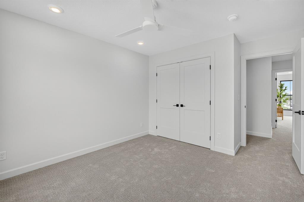 Building Photo - 933 Prime St