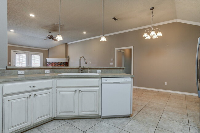 Building Photo - Gorgeous Home in Cooper District!!