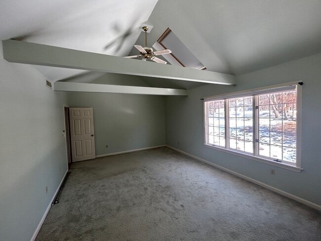 Building Photo - 14 Stony Brook Ln