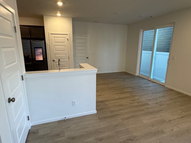 Building Photo - 24884 E Snowy Owl Lp