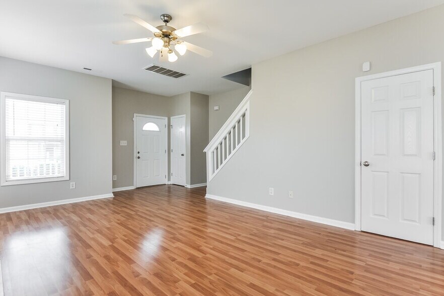Building Photo - 7032 Spanglers Spring Way
