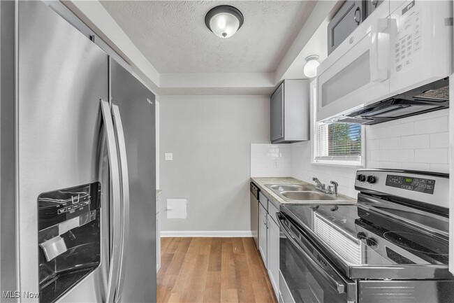 Building Photo - 20671 Nicholas Ave