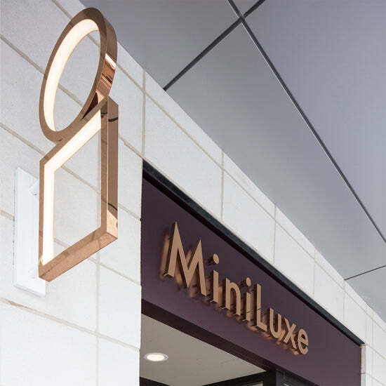 Building Photo - 11970 Montana Ave